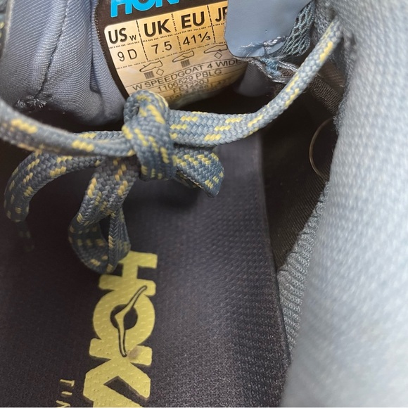 HOKA Speedgoat 4 Trail Running Shoe Size 9 Wide - Picture 9 of 10